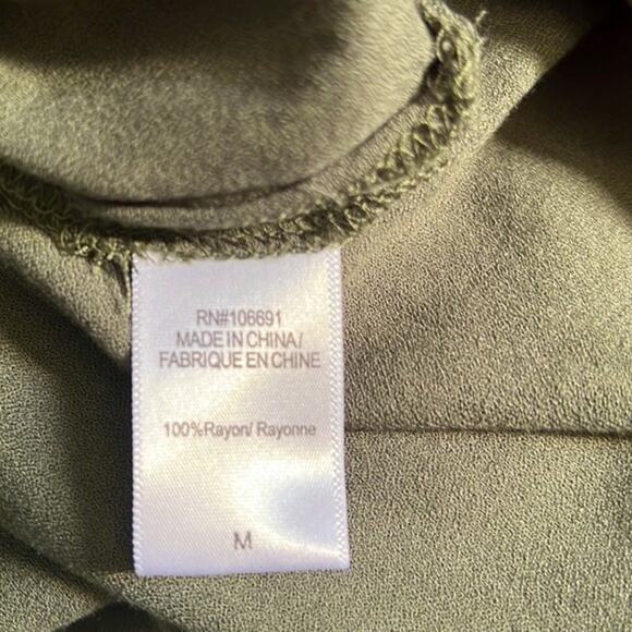 NWT! Young Fabulous & Broke Army Green Button Down Blouse Size Medium - Picture 8 of 8